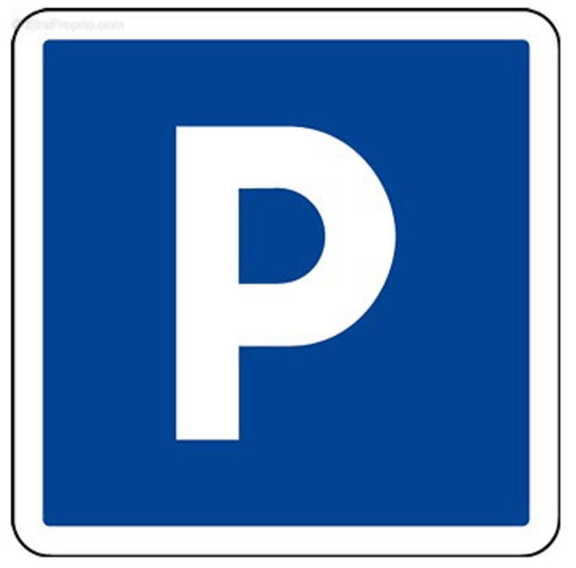 Parking à COURBEVOIE