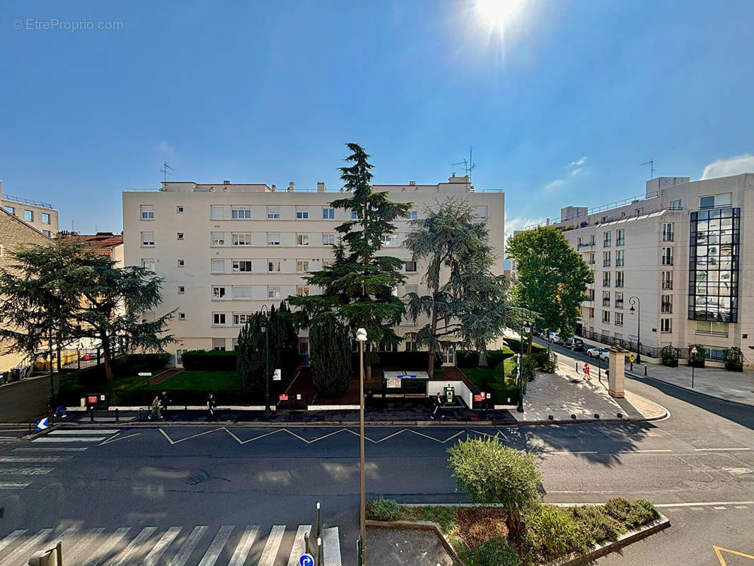 Appartement à SURESNES