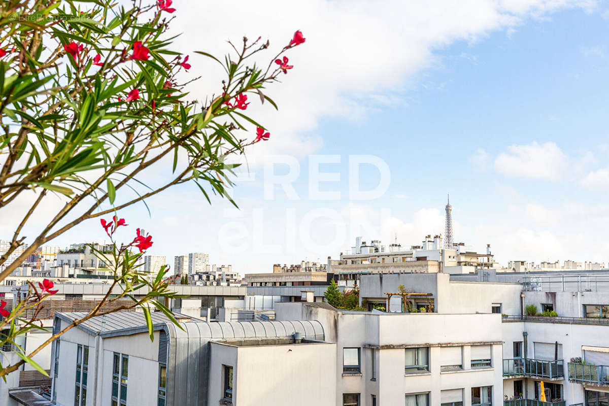 Appartement à PARIS-15E