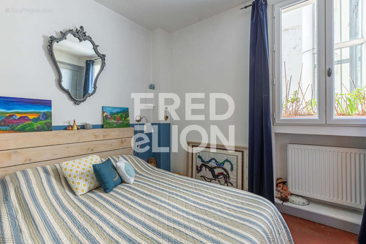 Appartement à PARIS-15E