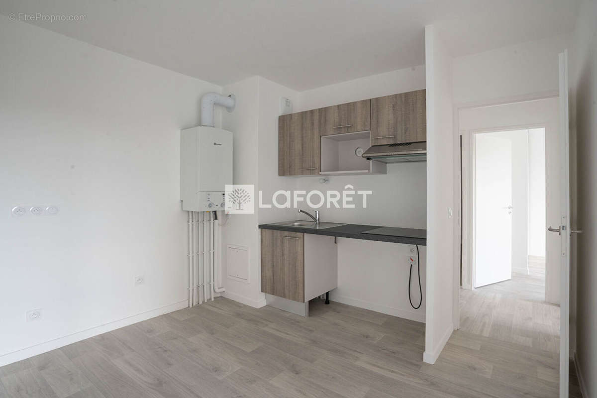 Appartement à LE BLANC-MESNIL