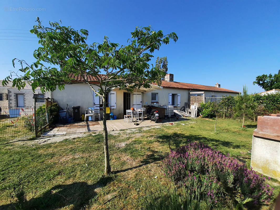 Maison à CHAUVE