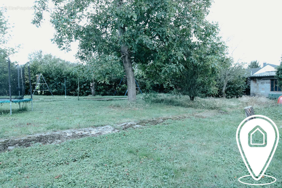 Terrain à DOMBASLE-SUR-MEURTHE