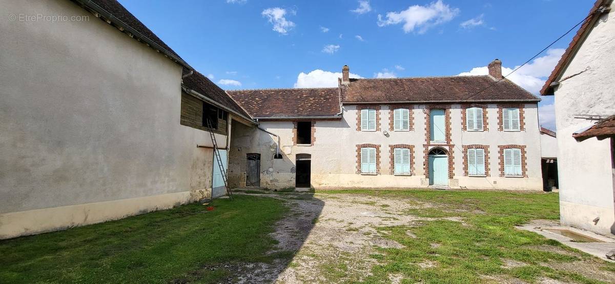 Maison à SAINTE-COLOMBE