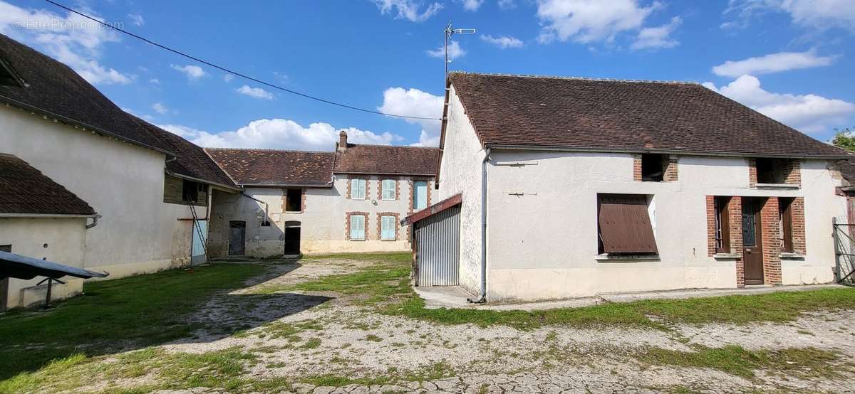 Maison à SAINTE-COLOMBE