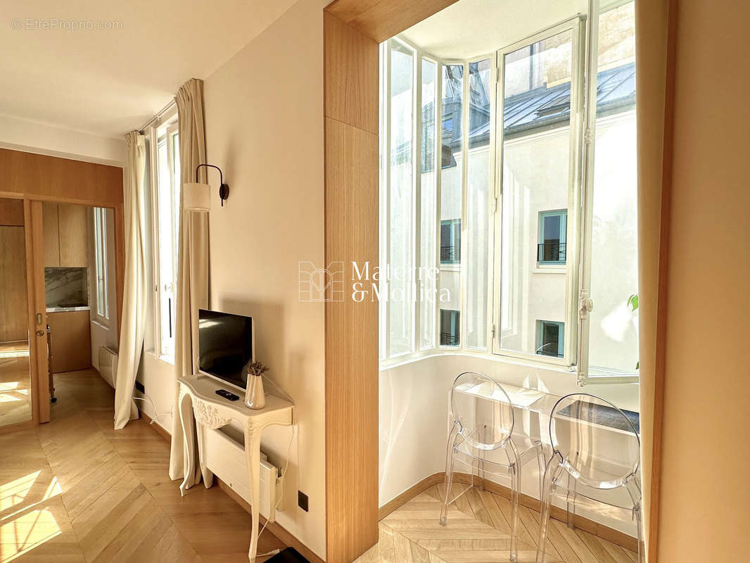 Appartement à PARIS-6E