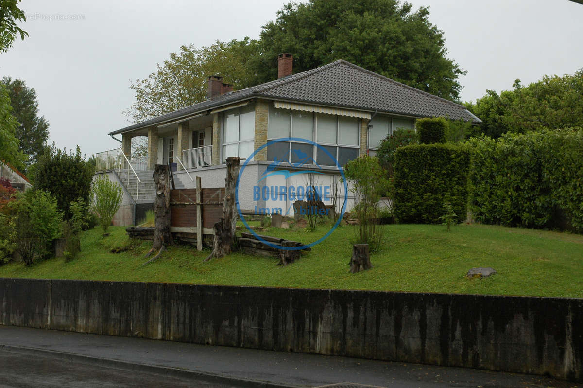 Maison à MONTCEAU-LES-MINES