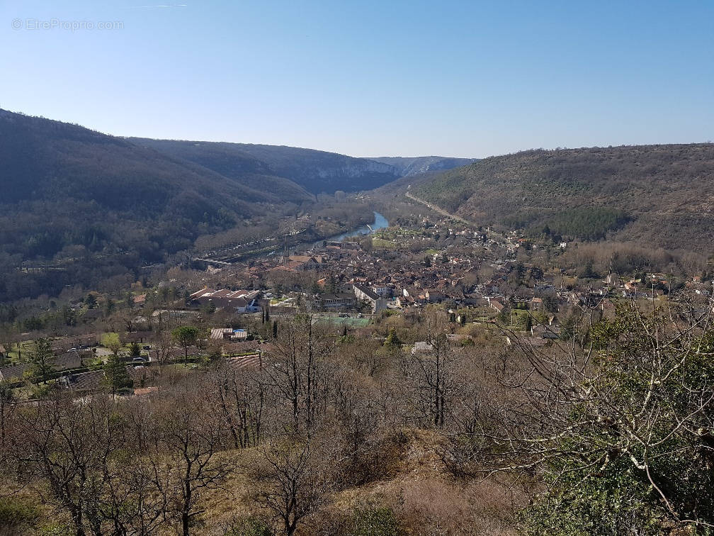 Commerce à SAINT-ANTONIN-NOBLE-VAL