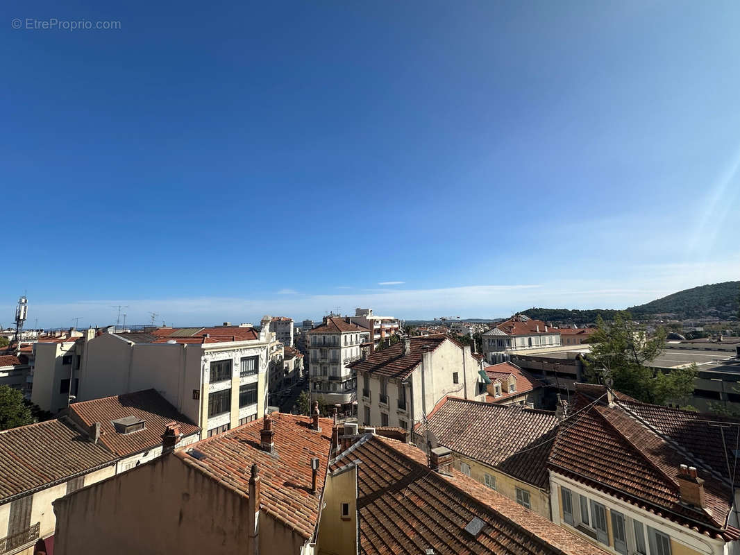 Appartement à HYERES