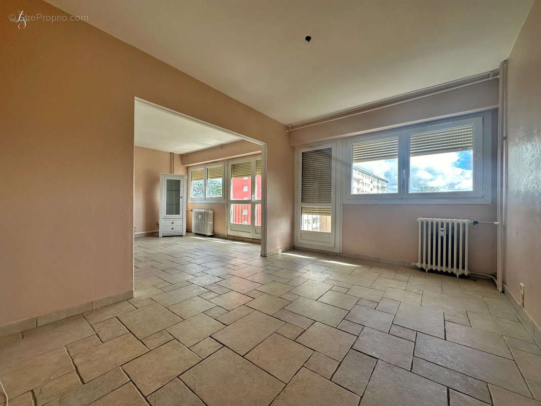 Appartement à BOURG-EN-BRESSE