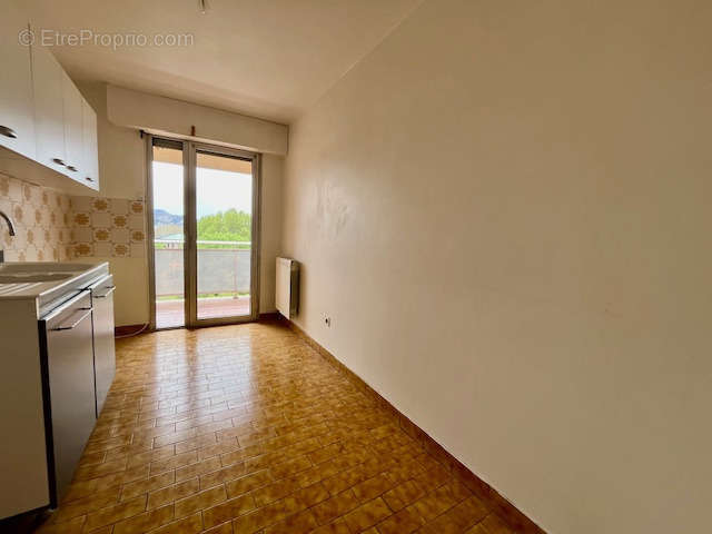 Appartement à MARSEILLE-12E