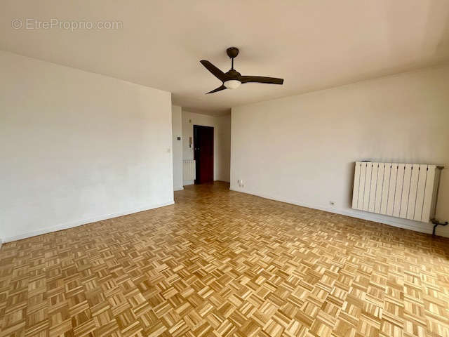 Appartement à MARSEILLE-12E