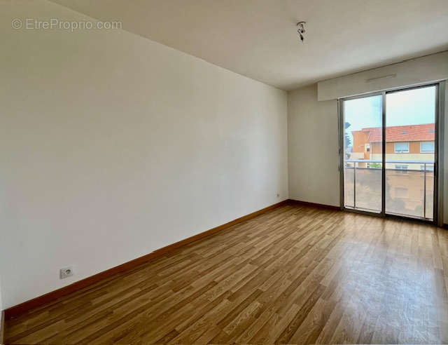 Appartement à MARSEILLE-12E