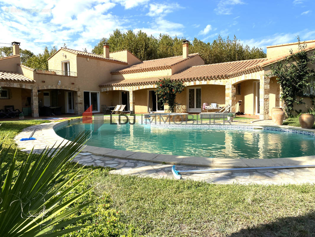 Maison à SAINT-CYPRIEN