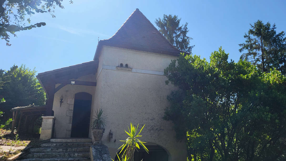 Maison à MONTAGRIER