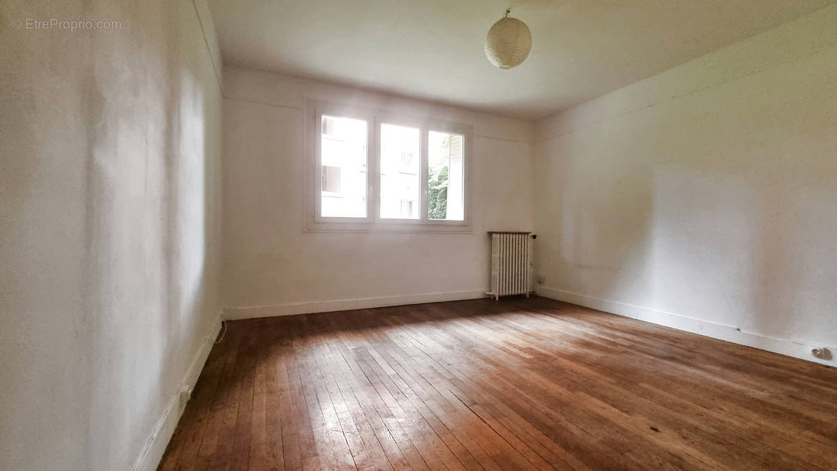 Appartement à NOGENT-SUR-MARNE