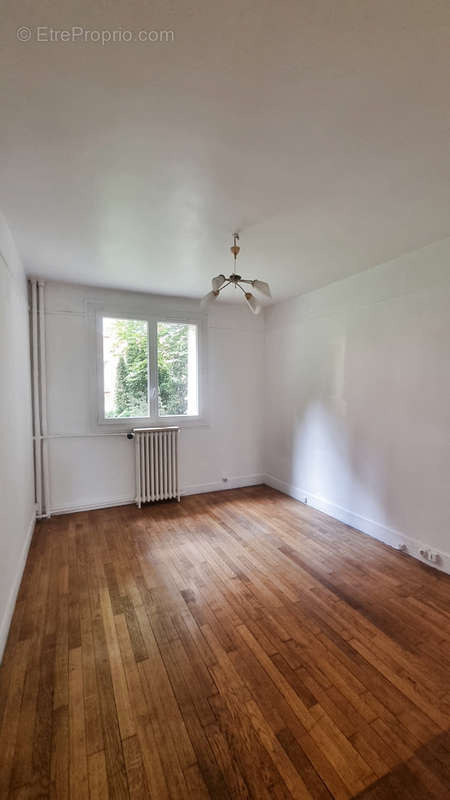 Appartement à NOGENT-SUR-MARNE