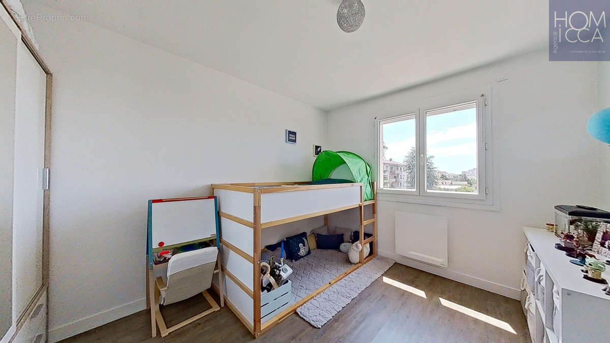 Appartement à VILLEURBANNE