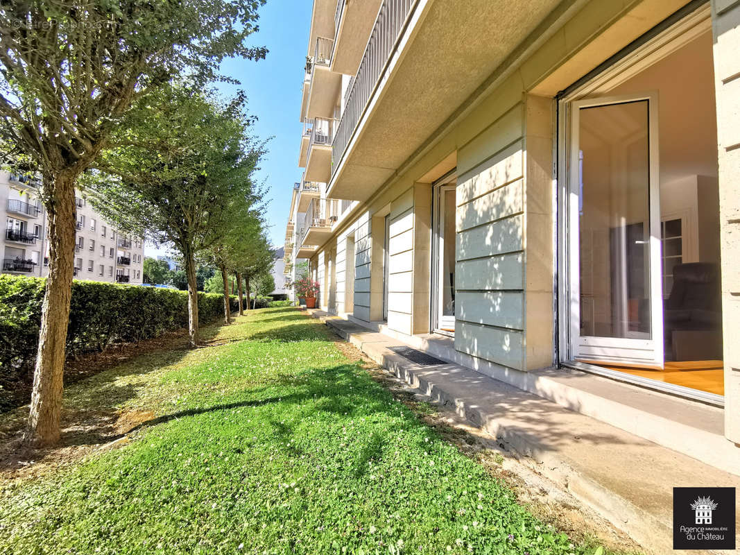 Appartement à VERSAILLES