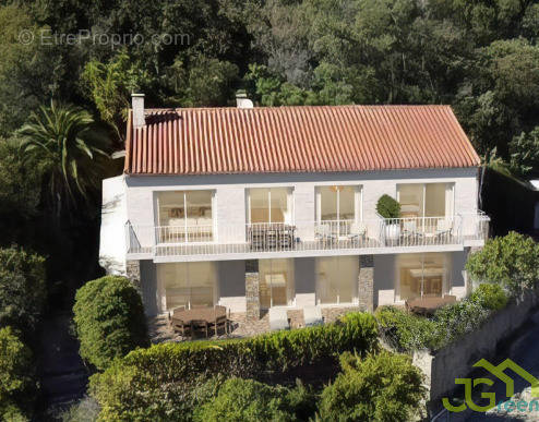 Appartement à LE LAVANDOU