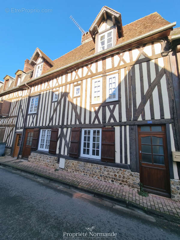 Maison à BERNAY