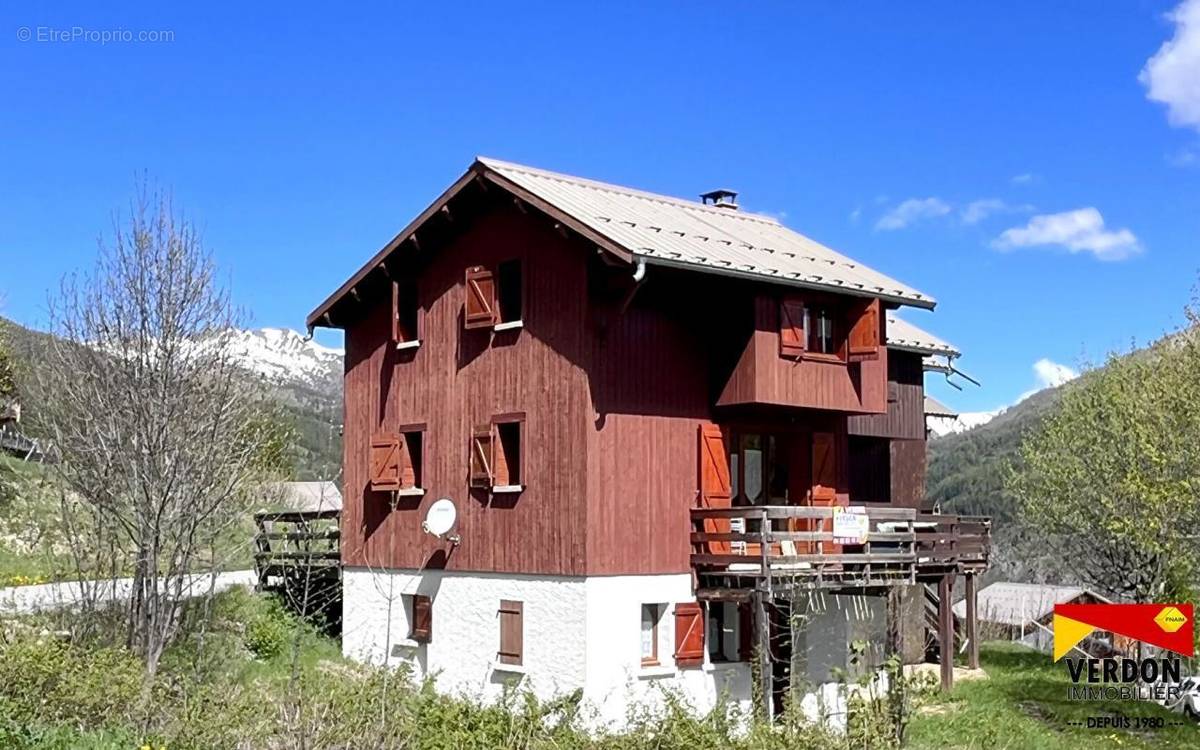 Maison à ALLOS