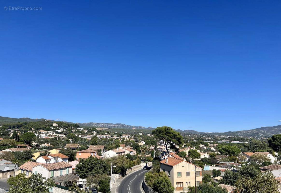 Appartement à MARSEILLE-13E