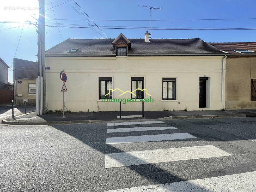 Maison à NEUILLY-EN-THELLE