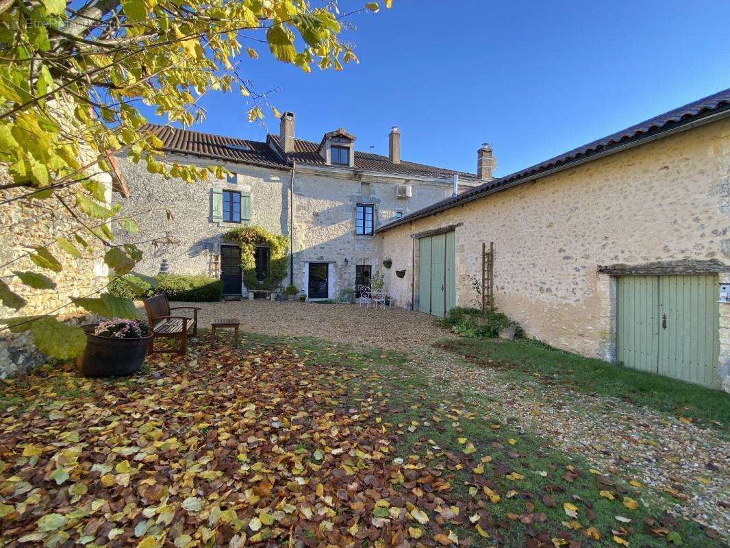 Maison à BRANTOME