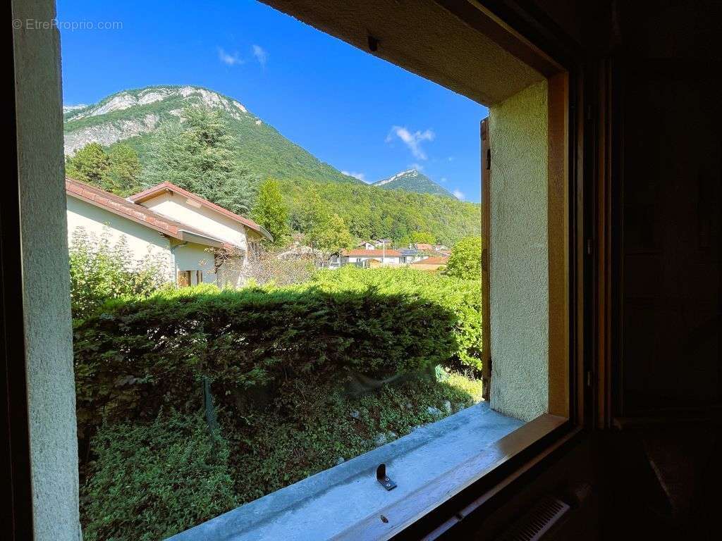 Maison à LA TERRASSE