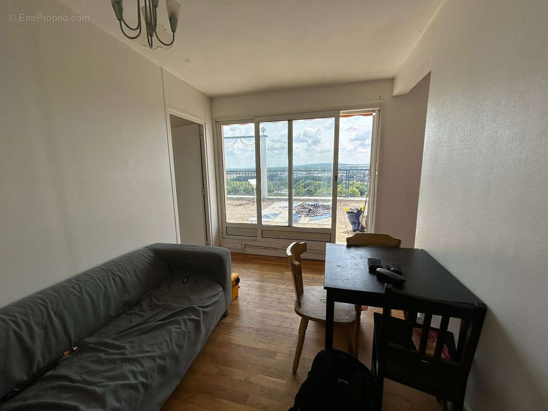 Appartement à MEULAN