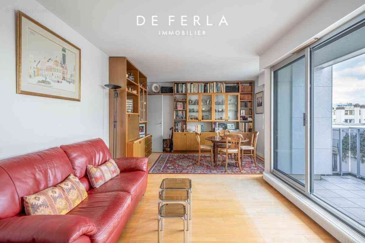 Appartement à PARIS-15E