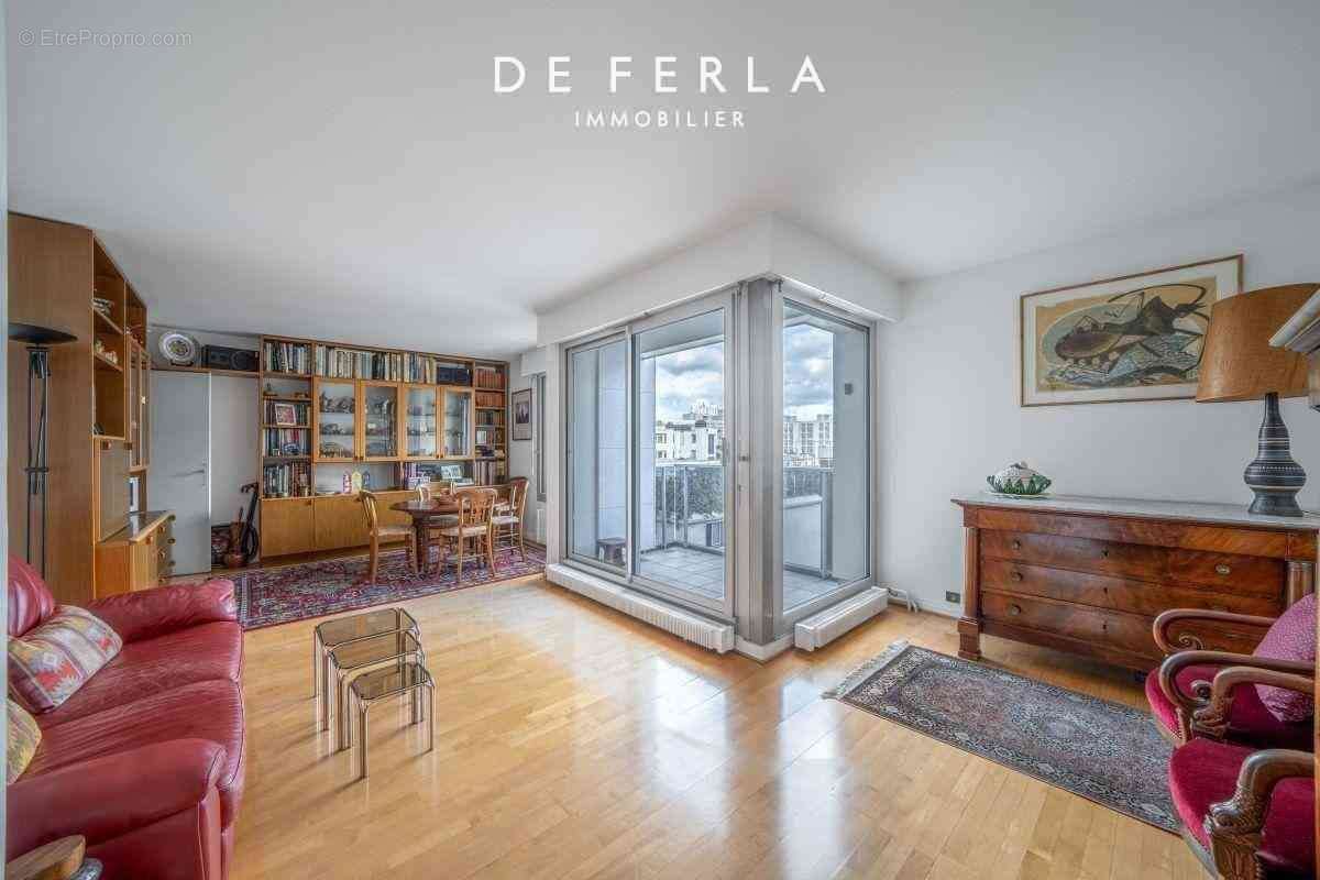 Appartement à PARIS-15E