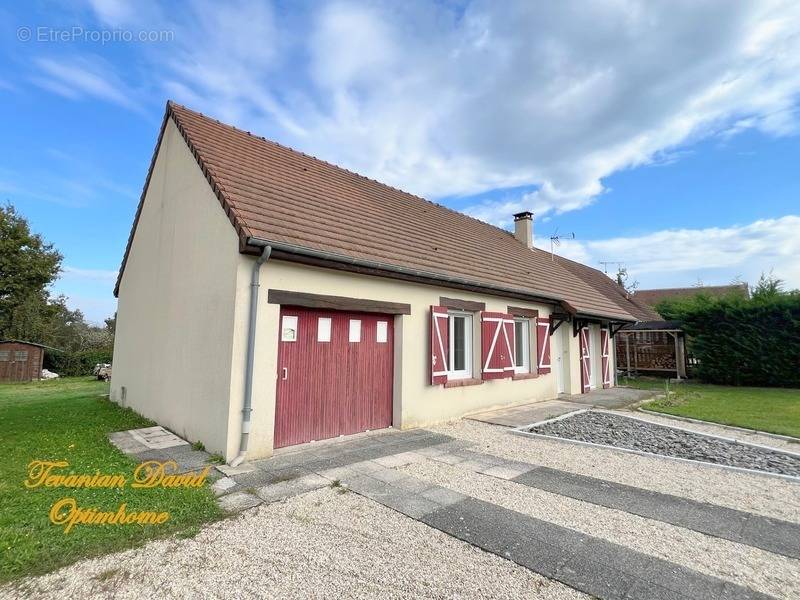 Maison à MARCILLY-EN-GAULT