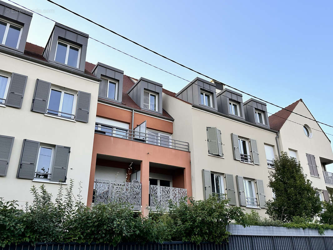 Appartement à BROU-SUR-CHANTEREINE