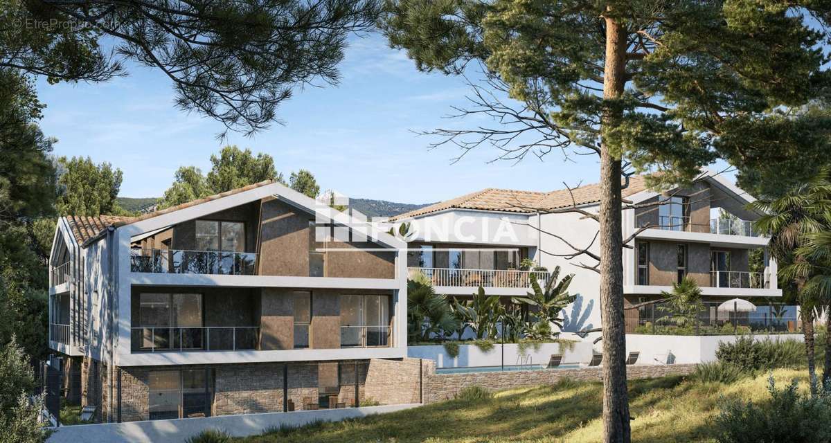 Appartement à BORMES-LES-MIMOSAS