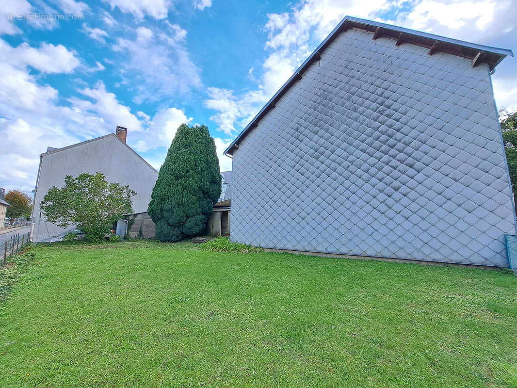 Maison à SAINT-GERVAIS-D&#039;AUVERGNE