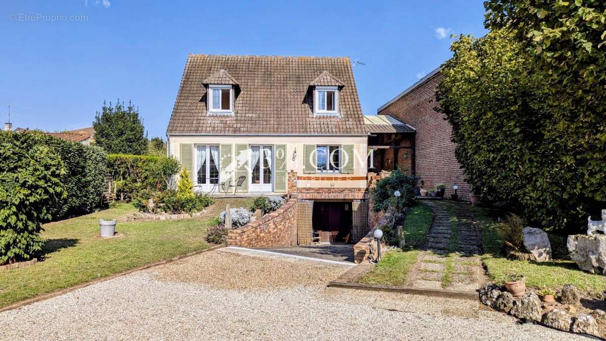 Maison à CARRIERES-SOUS-POISSY