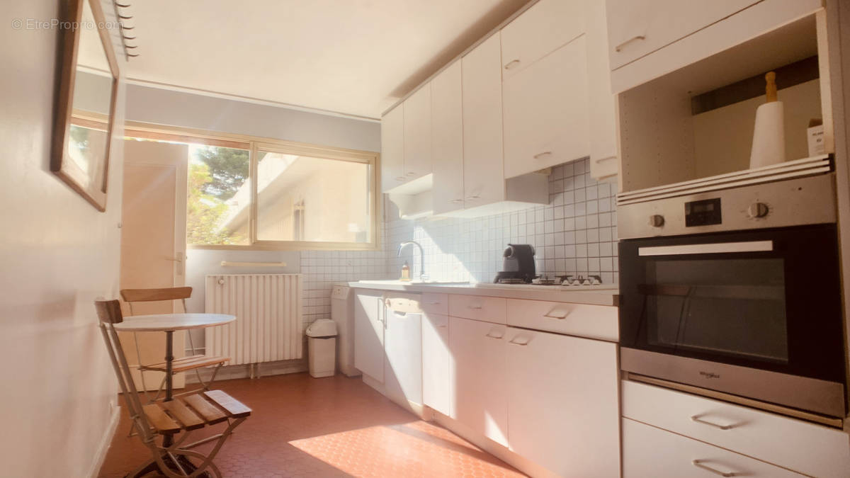 Appartement à MARSEILLE-9E