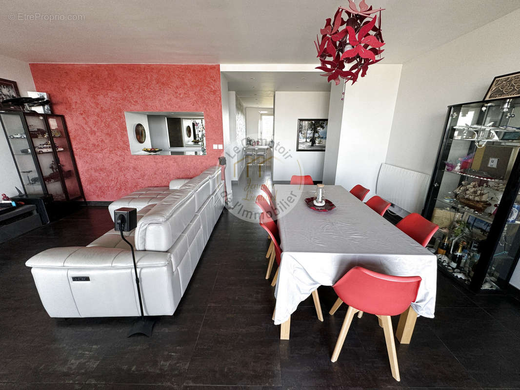 Appartement à MARSEILLE-9E