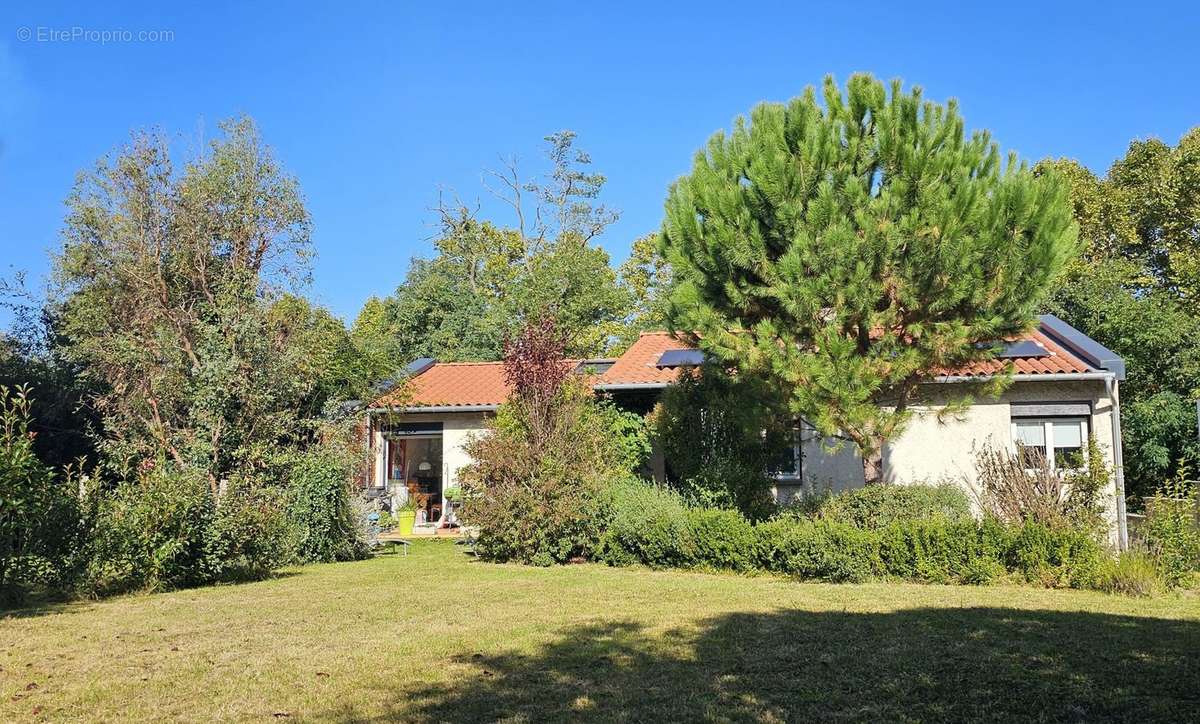 Maison à ESCALQUENS