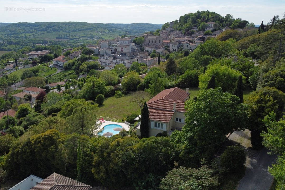 Maison à PENNE-D&#039;AGENAIS