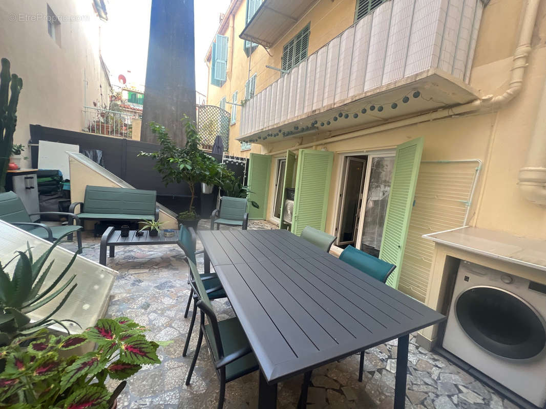 Appartement à MENTON