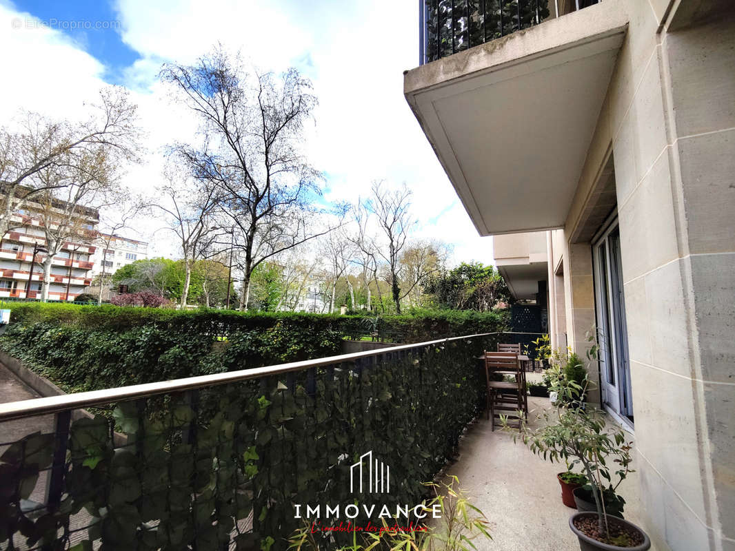 Appartement à NEUILLY-SUR-SEINE