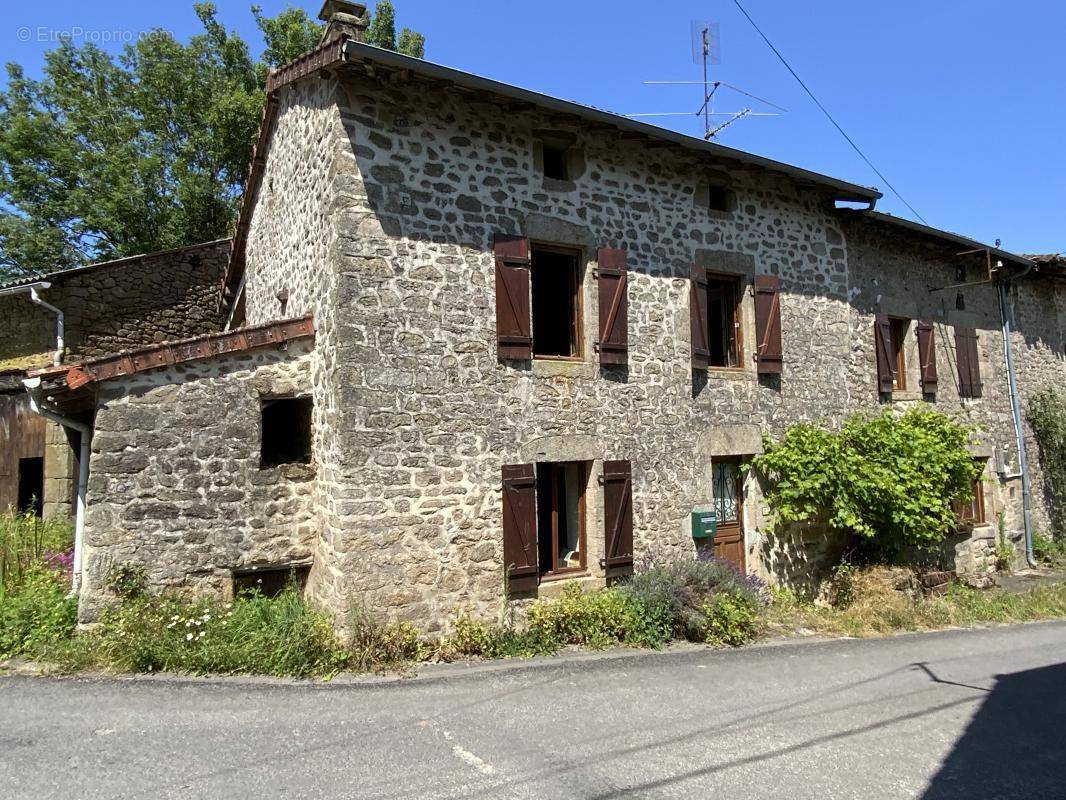 Maison à SAINT-PARDOUX