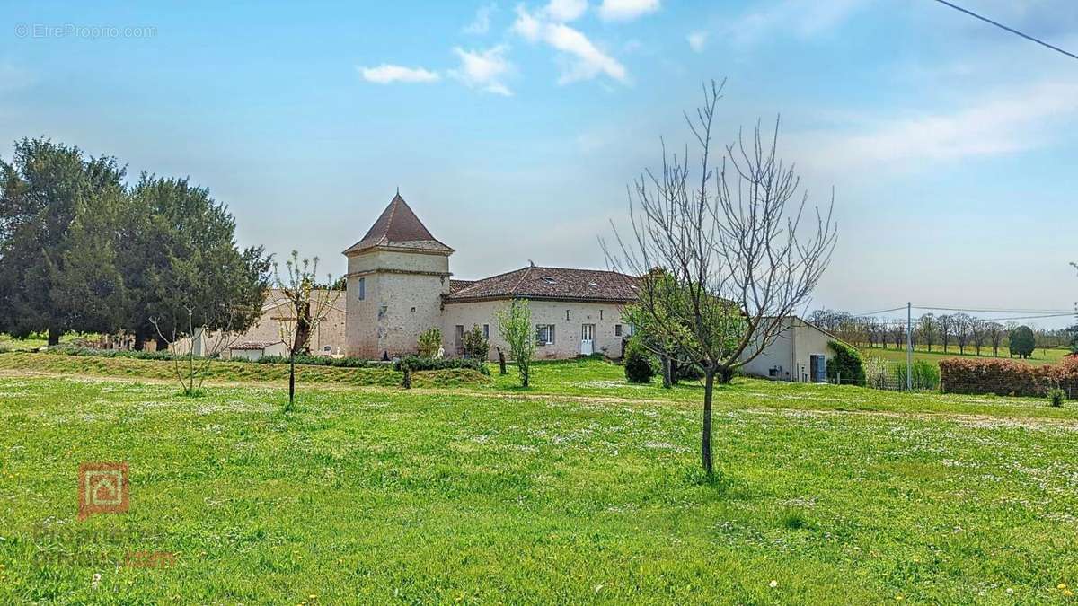 Maison à VILLENEUVE-SUR-LOT