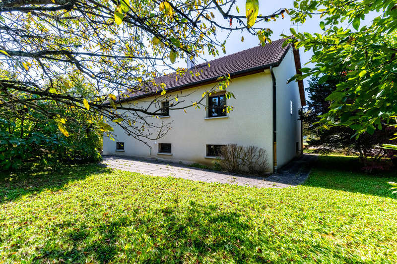 Maison à CHEVIGNY-SAINT-SAUVEUR