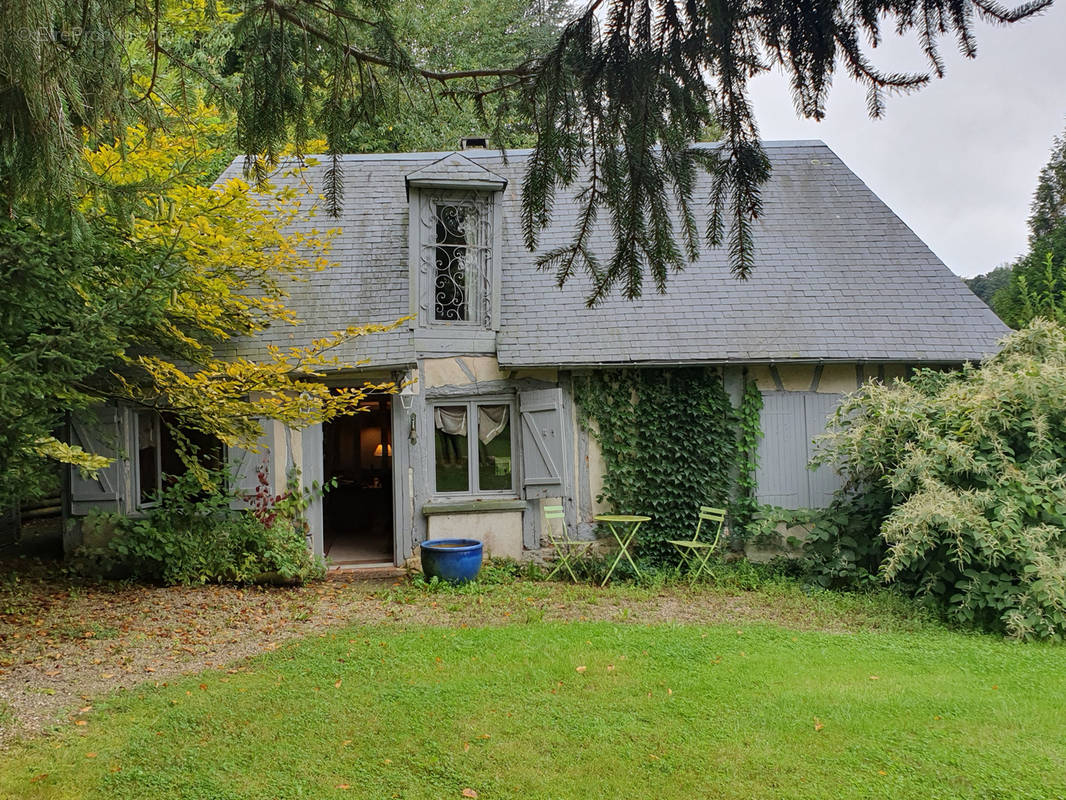 Maison à CORMEILLES