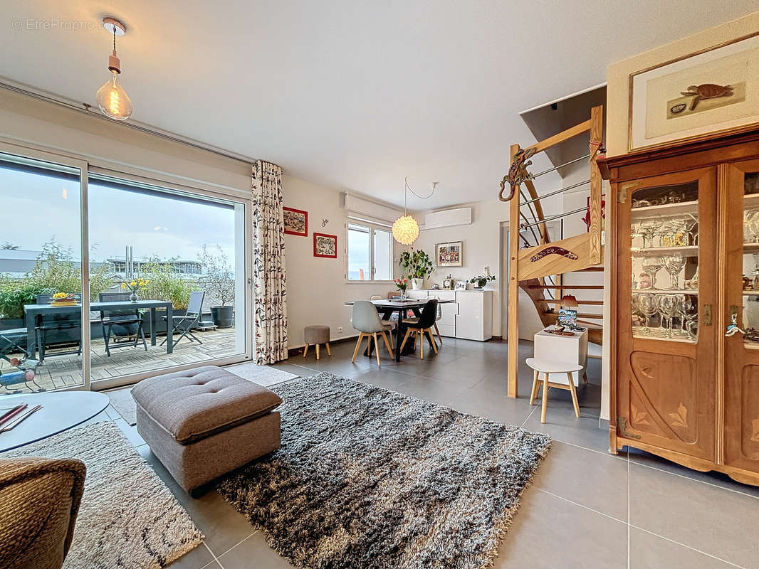 Appartement à EVIAN-LES-BAINS