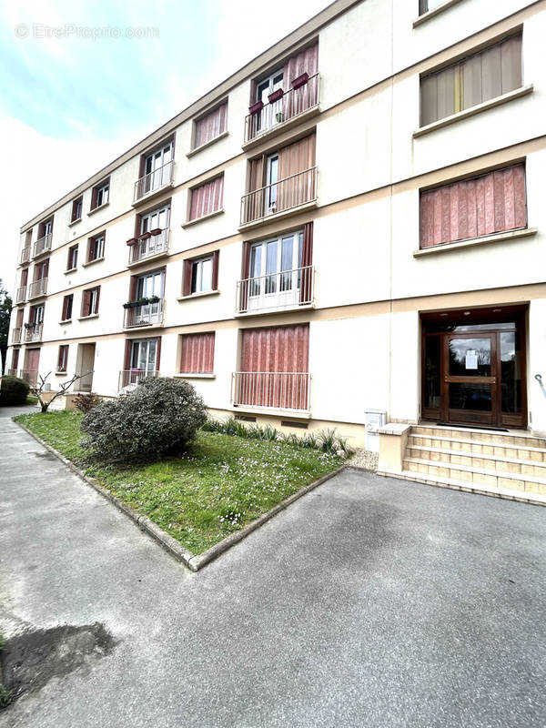 Appartement à COUBRON